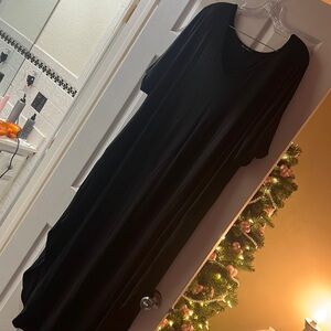 Black long 3x t shirt dress. in good condition . no stains or rips